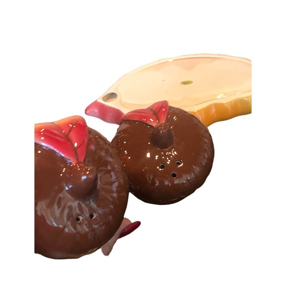 EUC Vintage Fall Acorn Autumn Leaves Salt Pepper‎ Shaker Set of 3 Pieces - Picture 13 of 16